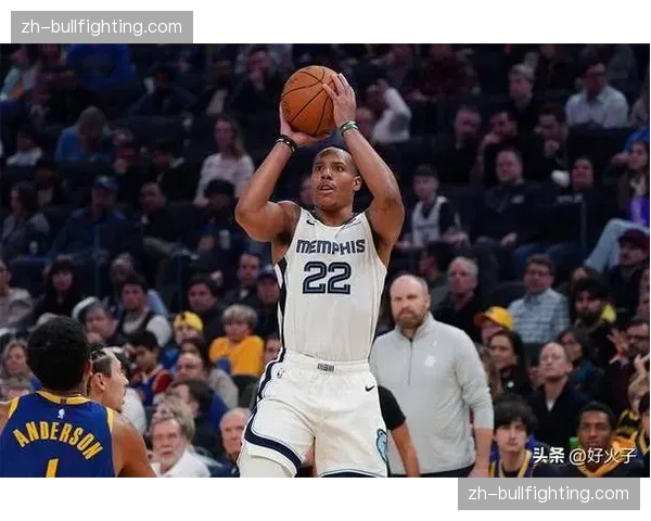 魔术国王半场比分胶着 贝恩三分战术执行效果显著