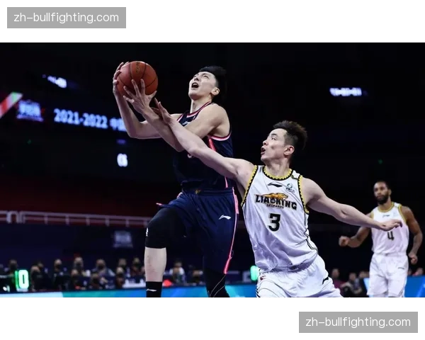 广州朗肽海本场均投出11记三分 外线火力成为主要得分手段